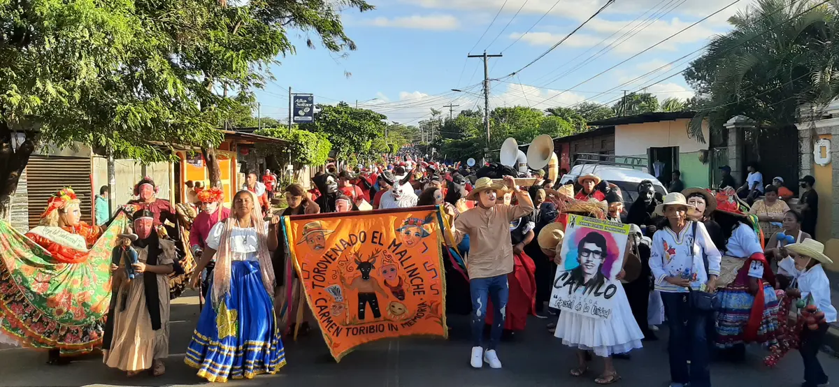 Masaya celebra el arte y cultura popular con alegre carnaval