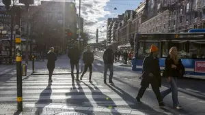 Gobierno de Suecia extrema medidas sanitarias ante alza de casos por COVID