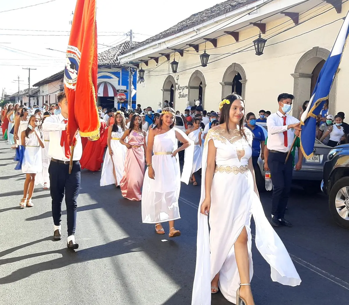 MINED León conmemora el 105 aniversario del tránsito a la inmortalidad de Rubén Darío