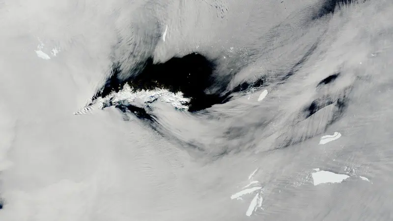 El gigantesco iceberg A-86A acelera su desintegración en la Isla San Pedro