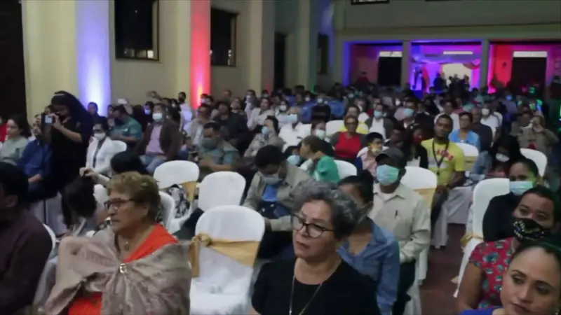 Familias disfrutan del magistral concierto "Incanto de Amor" en Carazo Familias disfrutan del magistral concierto "Incanto de Amor" en Carazo