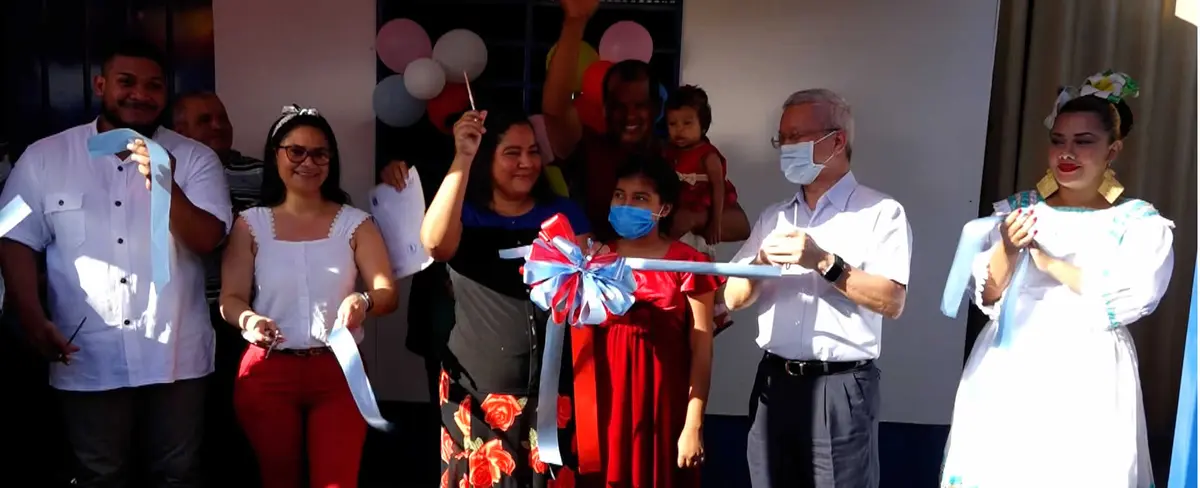 Una sonrisa ilumina la nueva vivienda digna de doña Gerling Cajinas