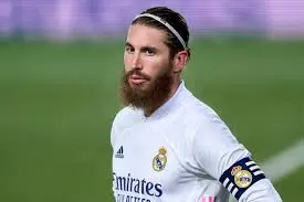 Descontento de Sergio Ramos aplaza renovación del contrato con el Real Madrid