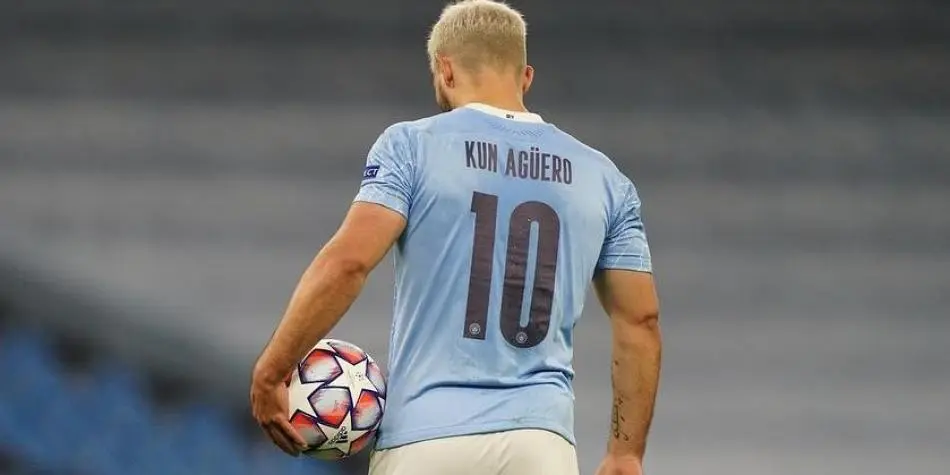 Kun Agüero anuncia su retiro del  Manchester City con emotivo escrito