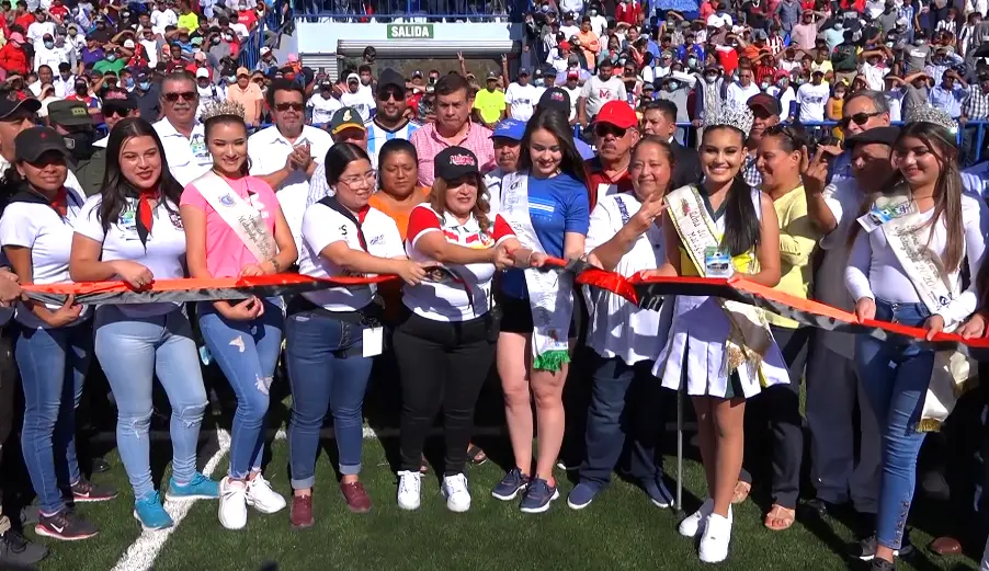 ¡Día Histórico! Inauguran estadio municipal de fútbol en Matagalpa