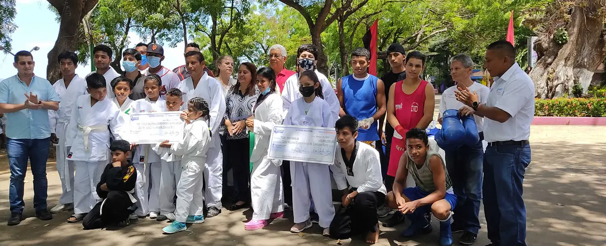 Lotería Nacional entrega C$ 8 millones 400 mil al deporte nicaragüense