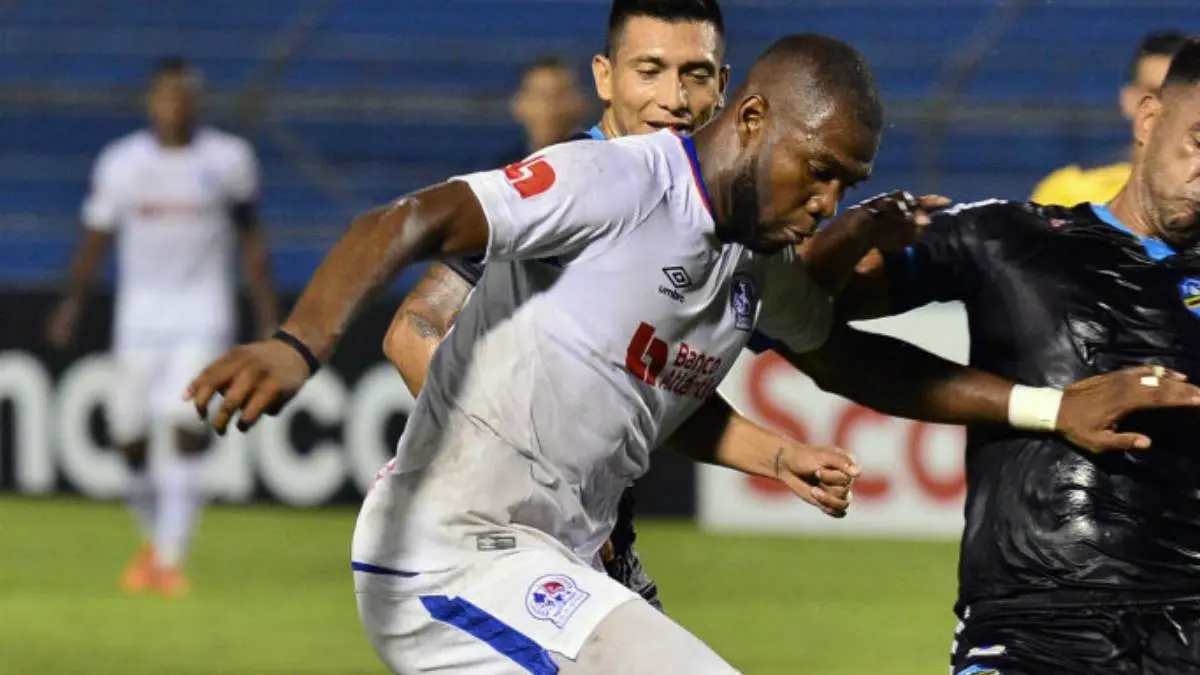 Olimpia se alza con el liderato de la liga tras vencer 2-1 al Motagua