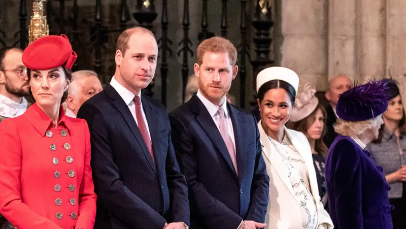 Príncipe Guillermo se defiende tras acusaciones de su hermano Harry
