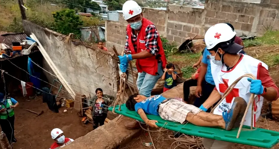 Participación activa de la población en ejercicio de protección en Boaco