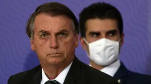 Acusan a Bolsonaro de desviar fondos destinados para vacunas contra la COVID-19