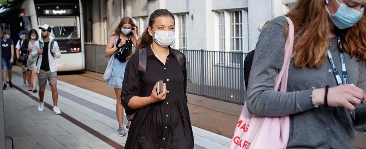 Comisión Europea anuncia llegada de tercera ola del Coronavirus