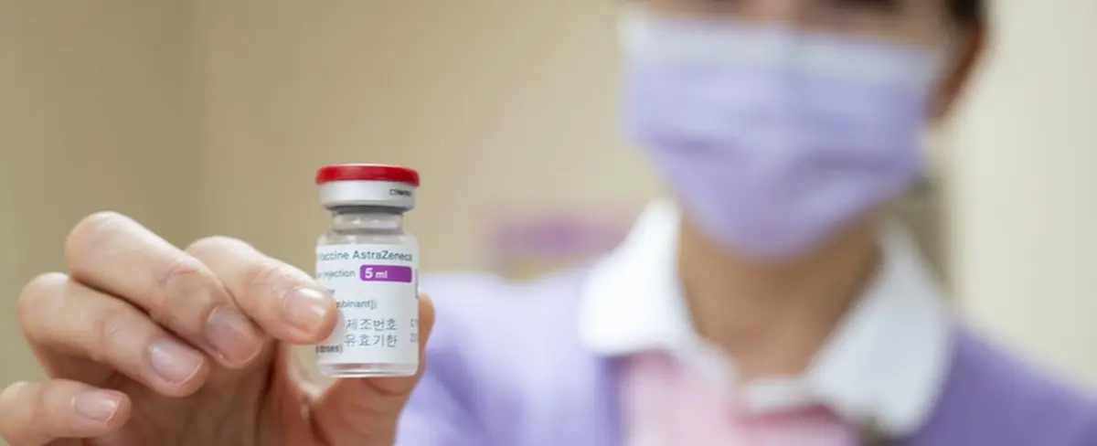 Taiwán inmuniza a 117 mil trabajadores de la salud contra la Covid-19