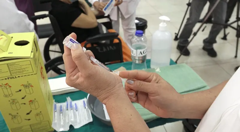 Continúa primera etapa de vacunación contra la Covid-19 en el Hospital Bautista