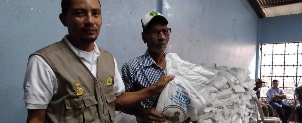 Sistema de Producción entrega 6 mil bonos tecnológicos a caficultores