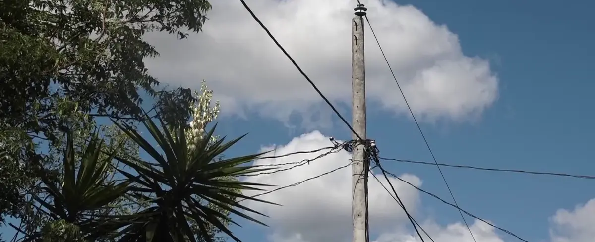 Buen Gobierno amplía servicio de electrificación en comunidad La Tunosa