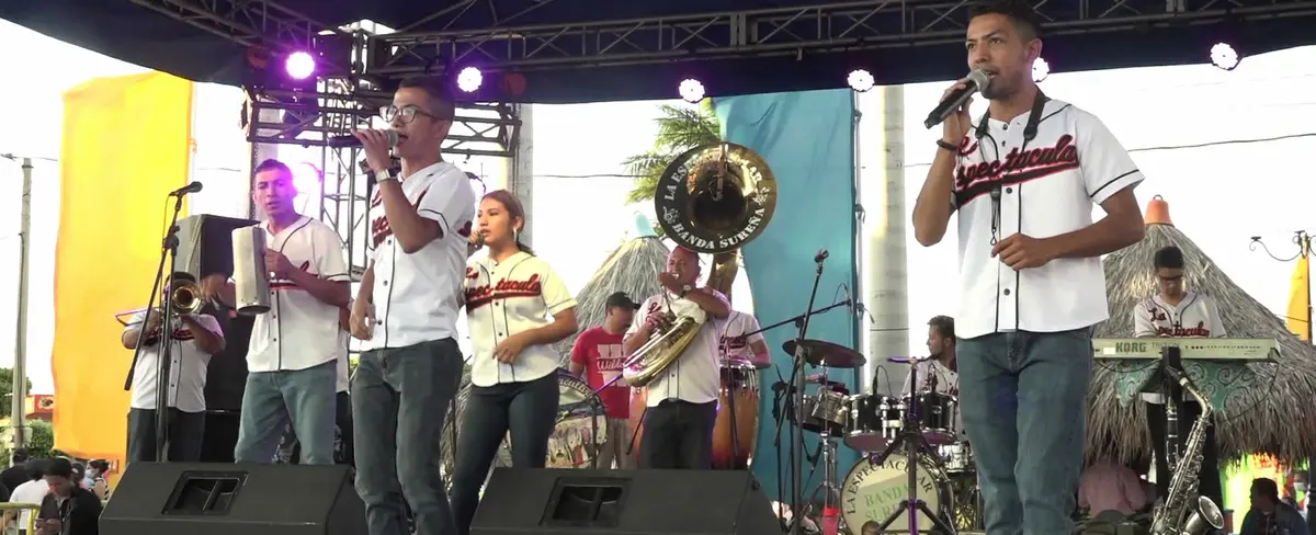 Banda Sureña despide la Semana Mayor en el Puerto Salvador Allende