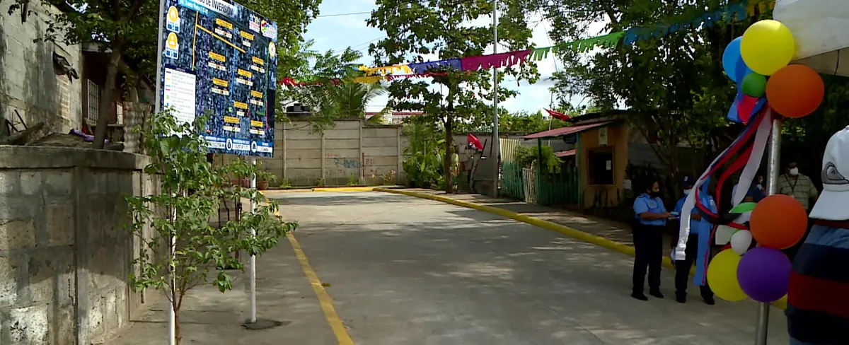 Familias del barrio Santa Rosa estrenan 200 metros de calles mejoradas