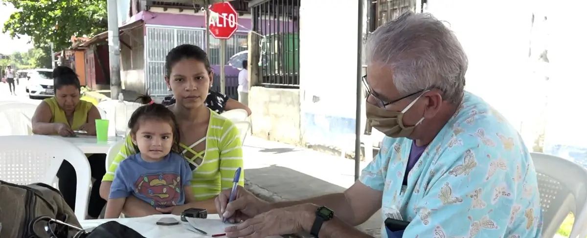 Clínicas móviles garantizan la atención médica en el barrio Rubén Darío