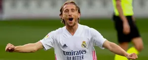 Luka Modric firma por un año más con el Real Madrid