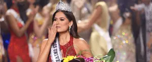 México se lleva la tercera corona de Miss Universo con Andrea Meza
