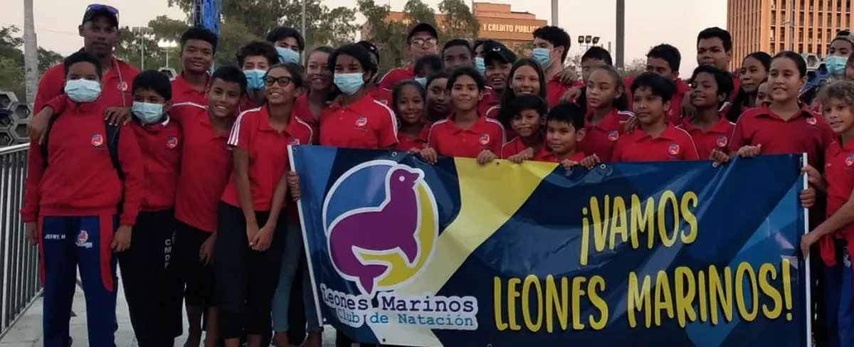 Leones Marinos arrasaron en campeonatos de natación