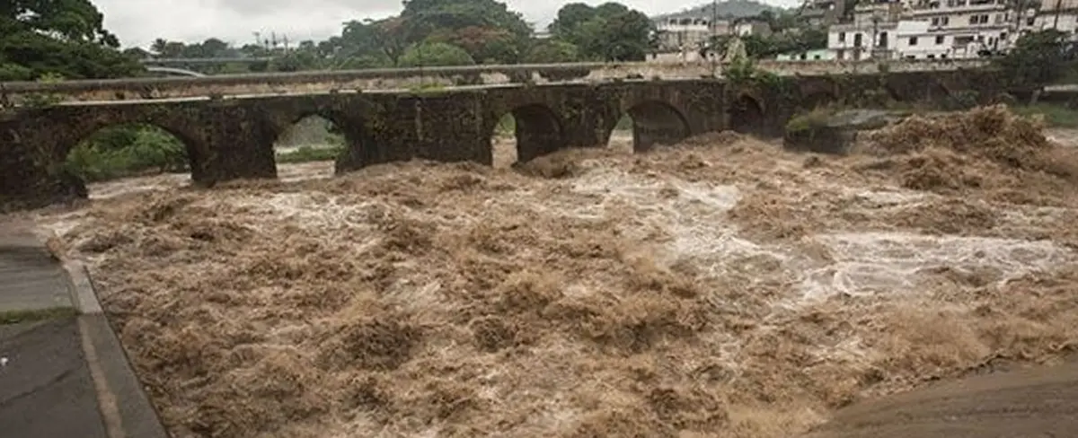 Deslizamiento de tierra por lluvias afectan a 66 personas en Guatemala