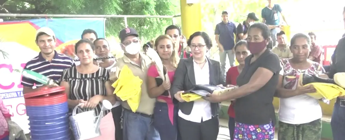 Mefcca entrega herramientas agrícolas a productores en Chinandega