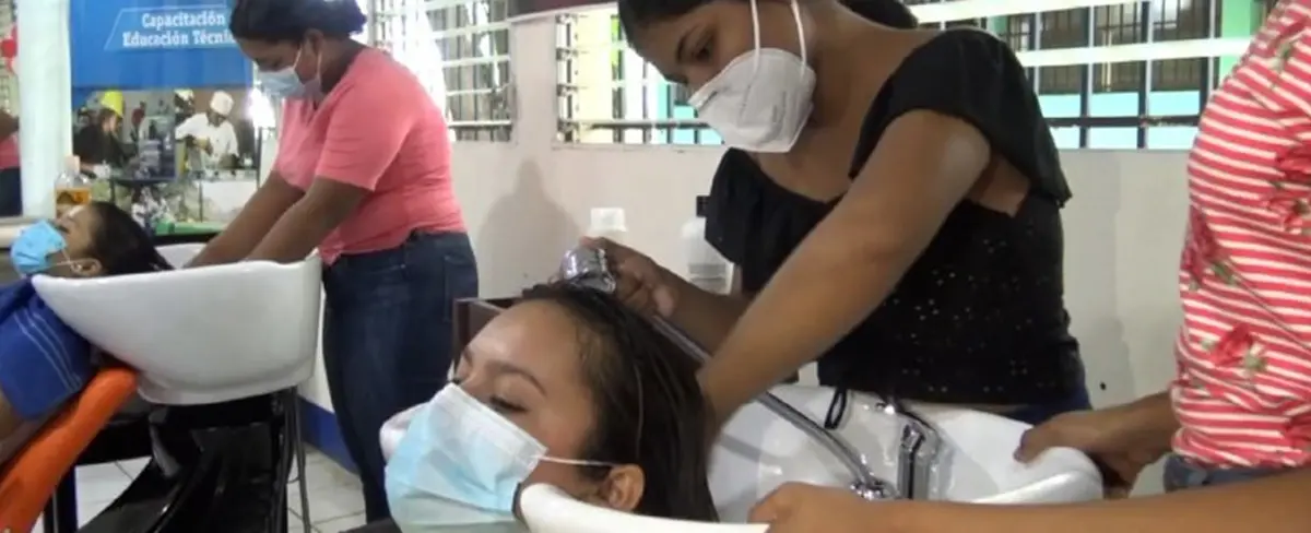 Chinandega: Centro Tecnológico héroes y mártires cuenta con nuevas y modernas aulas