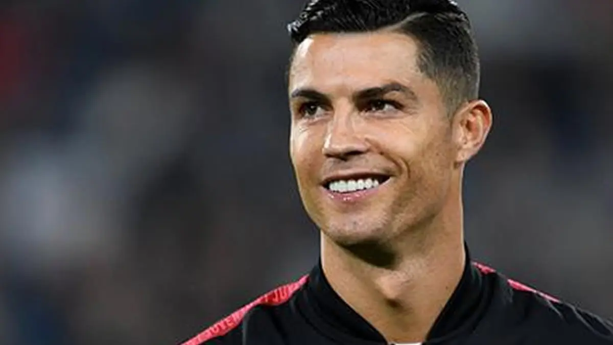 Cristiano Ronaldo es la celebridad que más gana por un “post” en Instagram