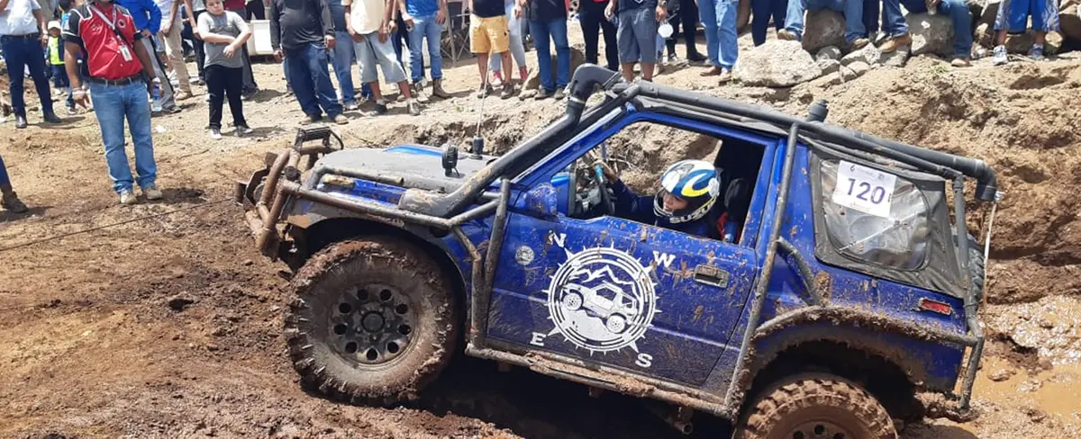 4x4 un éxito en la cuesta El Plomo