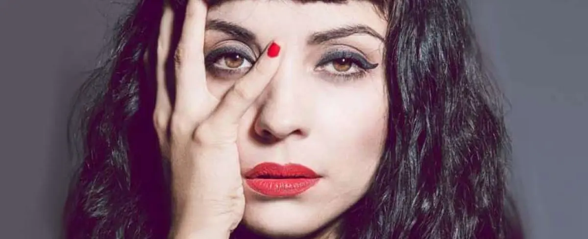 Mon Laferte anuncia su embarazo