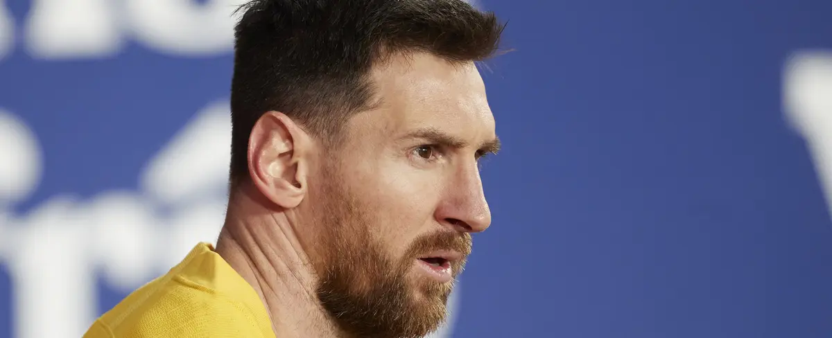 Leo Messi retorna a París después de superar la Covid-19