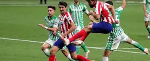 Atlético de Madrid derrota al Betis y se mantiene en la lucha por la Liga