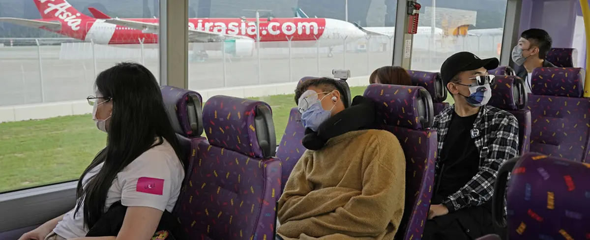 Ofrecen excursiones para dormir en un autobús para quienes tienen problemas de sueño