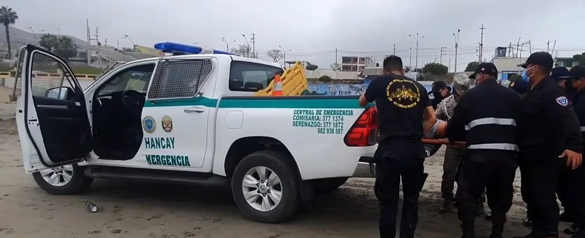 Video viral muestra a rescatistas dejando caer a un supuesto herido resulta que “Los Simpsons” lo predijeron