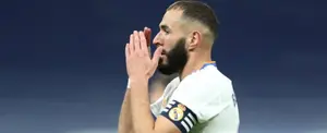 Condenan a Benzema por complicidad en intento de chantaje