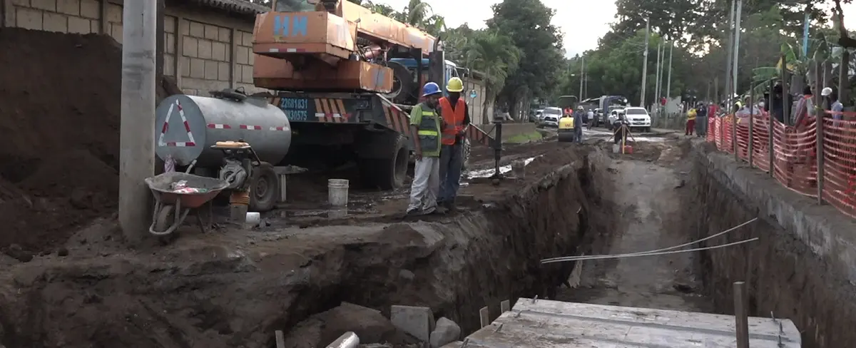 Comuna capitalina avanza en la construcción de una caja puente en Esquipulas