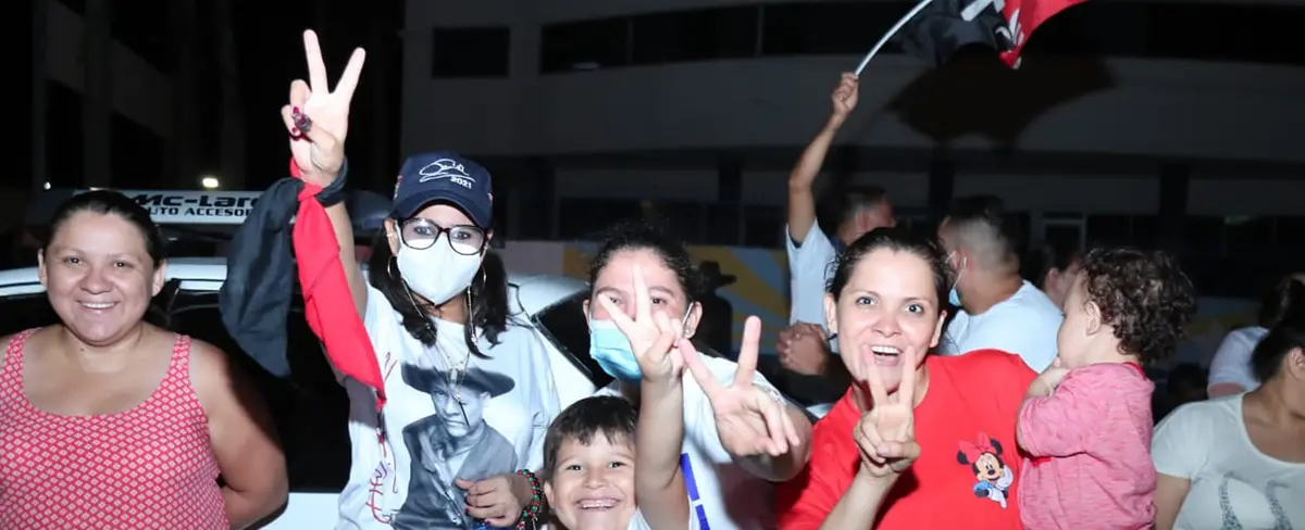 Familias nicaragüenses con alegría esperan resultados de informes del CSE