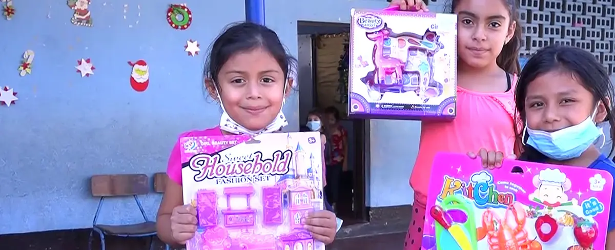 Niñez matagalpina recibe sus juguetes navideños