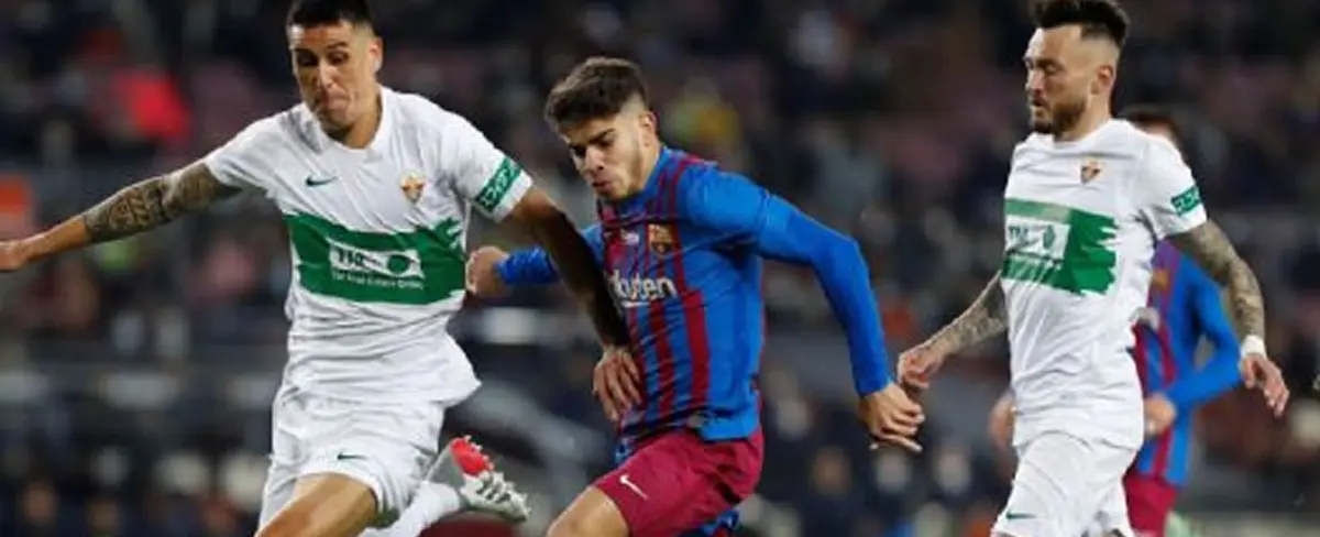 El Barcelona sobrevive al presente con las promesas del futuro