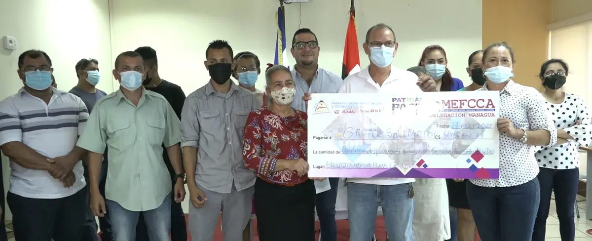 Mefcca entrega C$445 mil a pequeños emprendedores de Managua