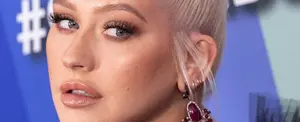 Christina Aguilera rinde homenaje a Vicente Fernández en su nuevo disco