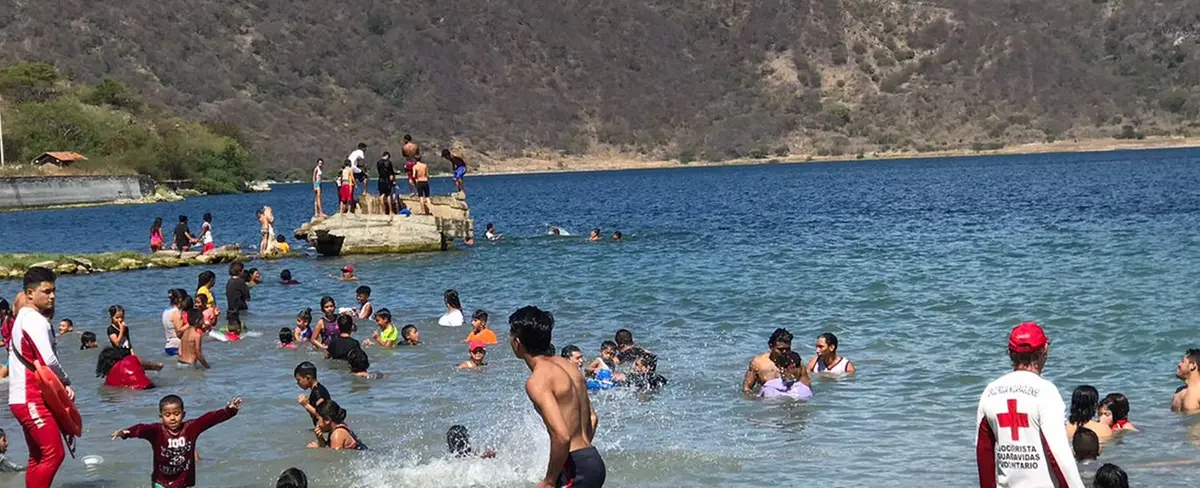 Familias reciben el año nuevo en Xilóa y Xilonem