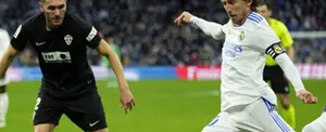 Real Madrid empata con el Elche en un agónico partido