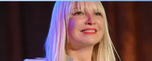 Sia revela que asistió a rehabilitación por las críticas hacia su película