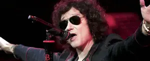 Enrique Bunbury se retira de los escenarios por motivos de salud