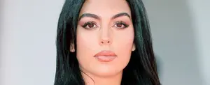 Georgina Rodríguez presume su embarazo en las playas de Dubái