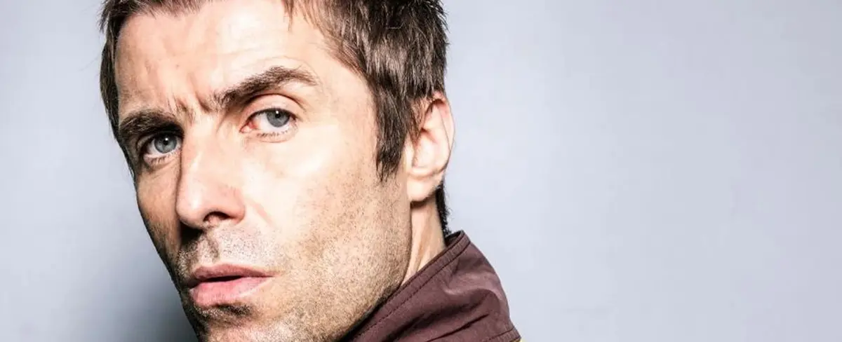 Liam Gallagher, ex vocalista de Oasis, sufre accidente con gafas de realidad virtual