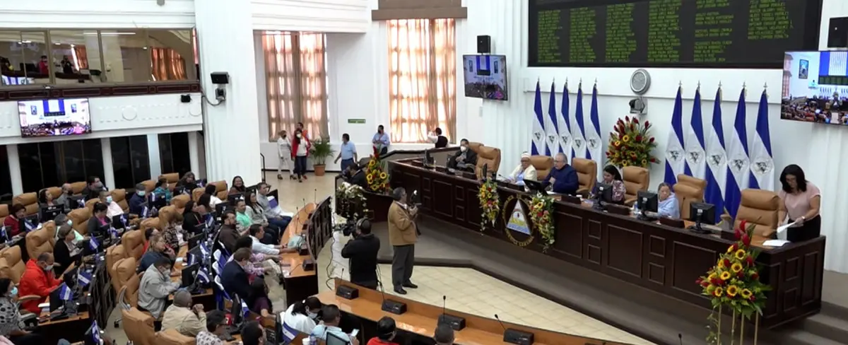 Asamblea Nacional realiza sesión dedicada al gremio periodístico