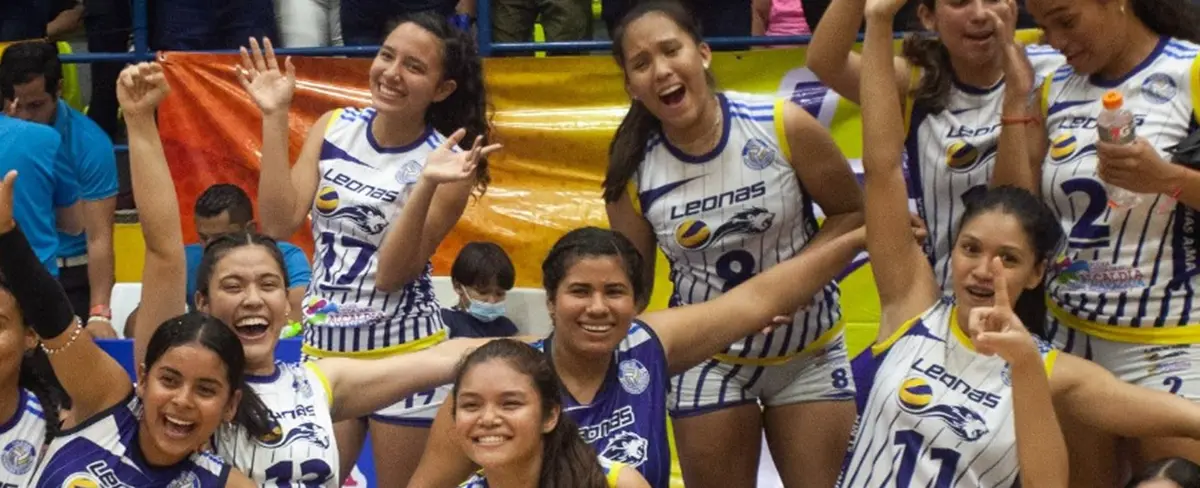 Leonas y Panteras a la final de voleibol femenino